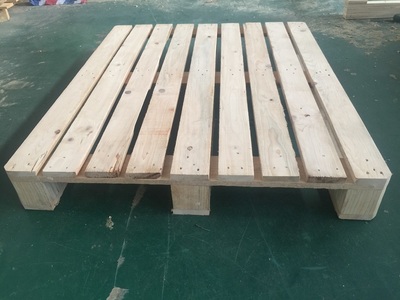 为什么越来越多人选择木托盘？——无锡托盘厂家专业解析